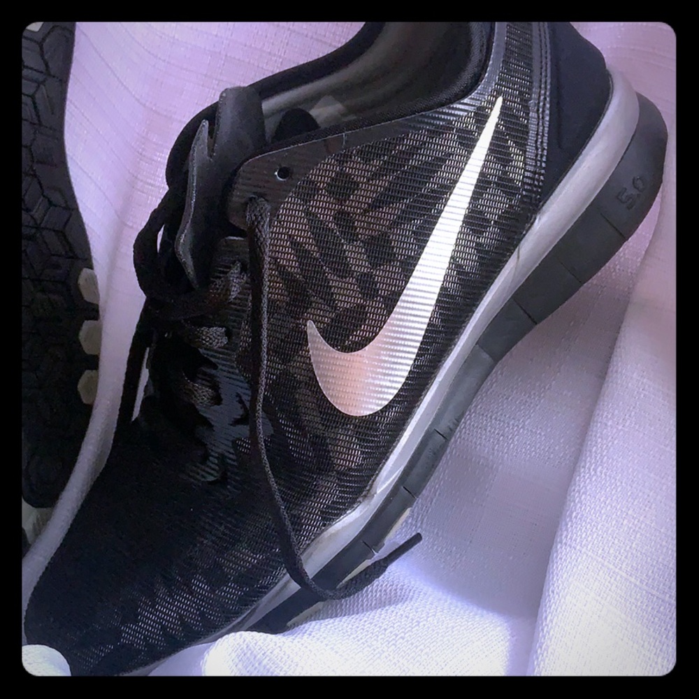 NIKE 5.0 running trainers